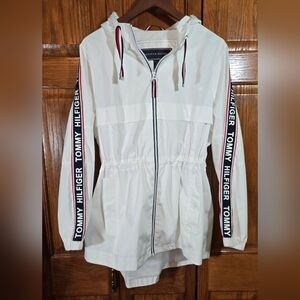 Tommy Hilfiger White Logo Sidetape Windbreaker Drawstring Waist Jacket S…
